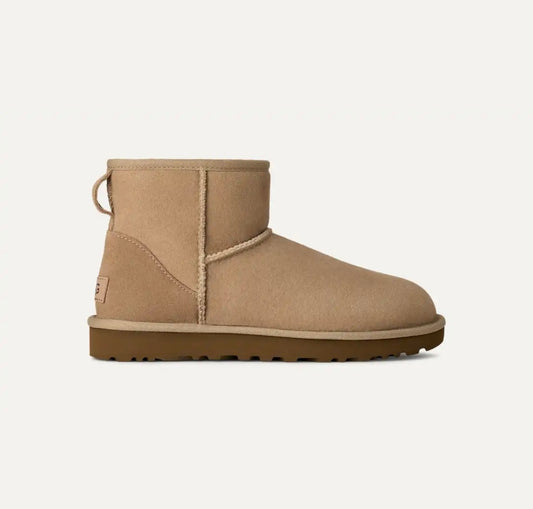 UGG Classic Mini II